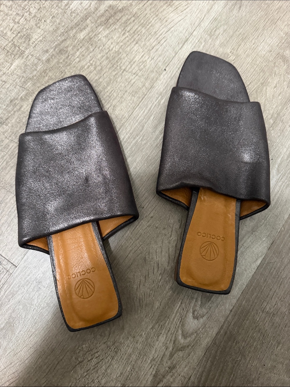 COCLICO Pewter Metallic Square-Toe Slide Mules